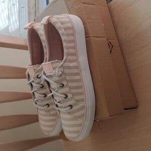 Sperry Crest Vibe Grey Sneakers